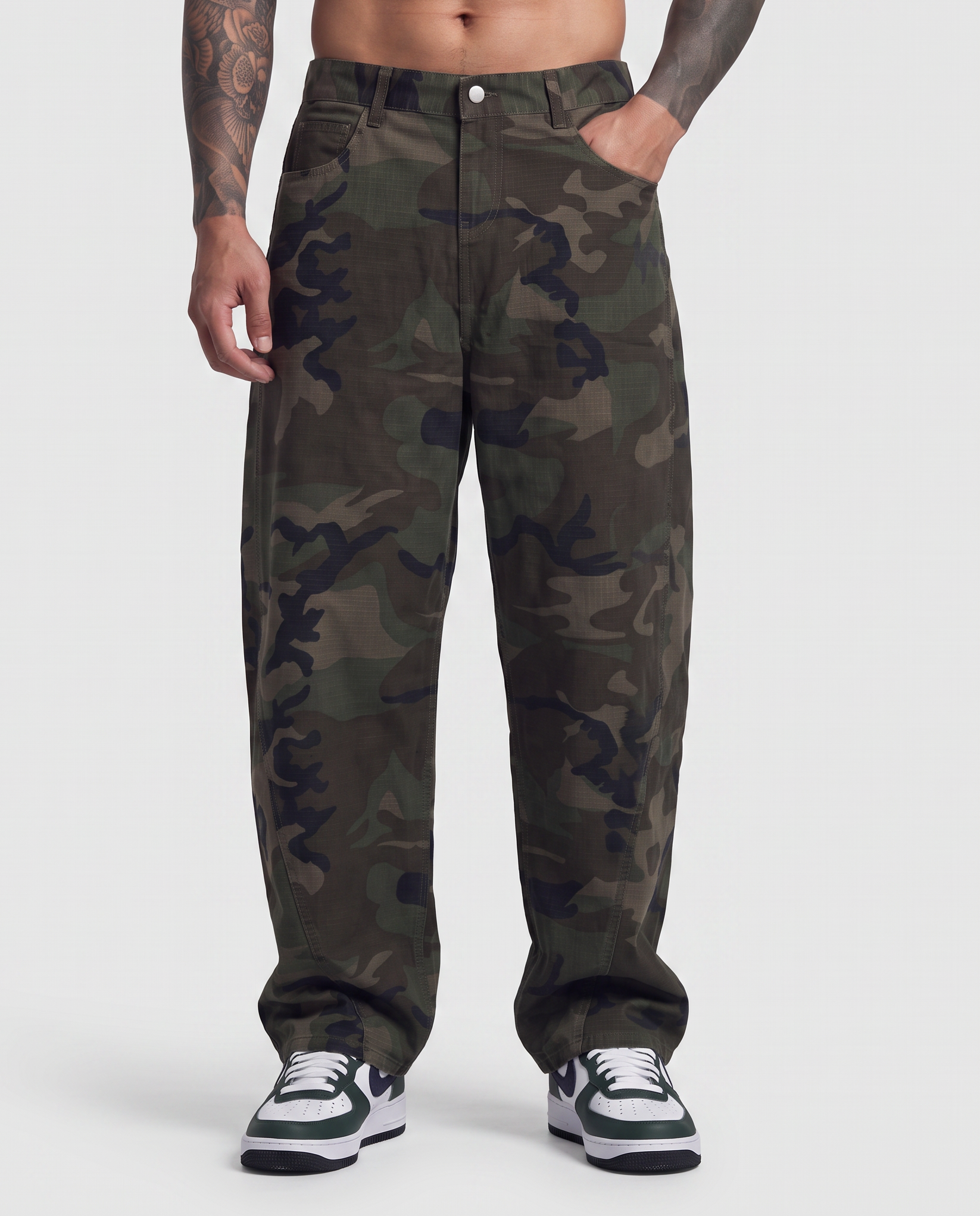 Men’s Camo Barrel Leg Cargo Pants